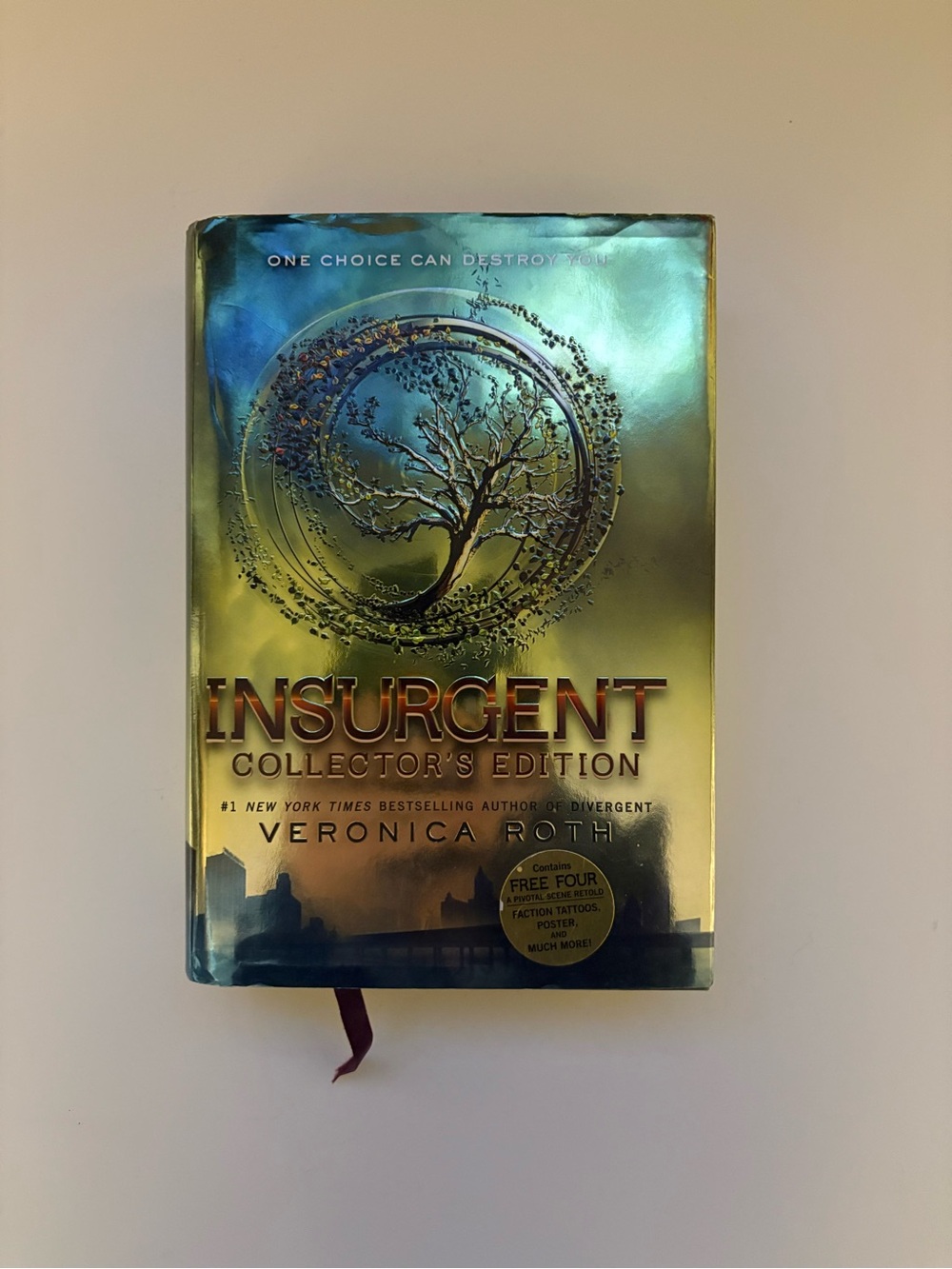 Insurgent Collector's Edition